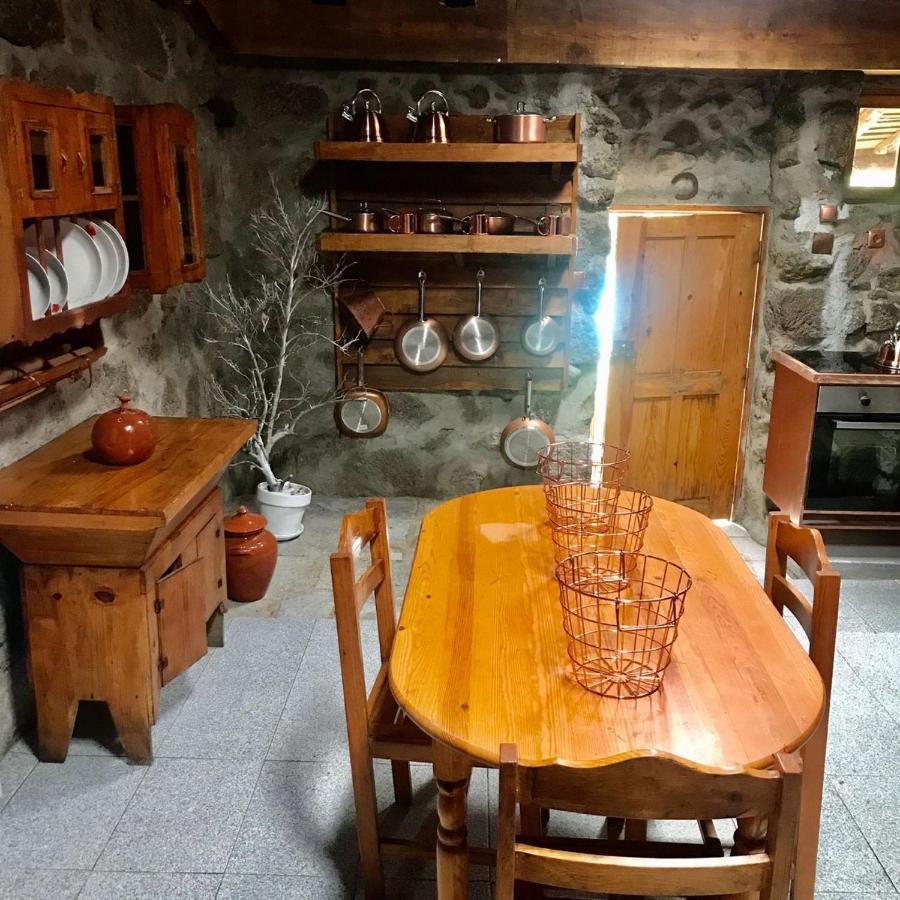 Quinta Dos Carvalhos The Wine House Farm In Center Of Lamego - Capital Of The Douro Villa ภายนอก รูปภาพ